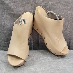 Vic Matie Italy Cream leather studded wedge slip-on sandals women's SZ 37